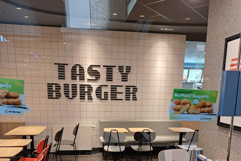 File:Tasty burger.png